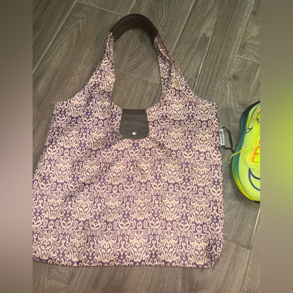 Run run run Malibu Tote - Bellflower Ikat - Picture 6 of 12